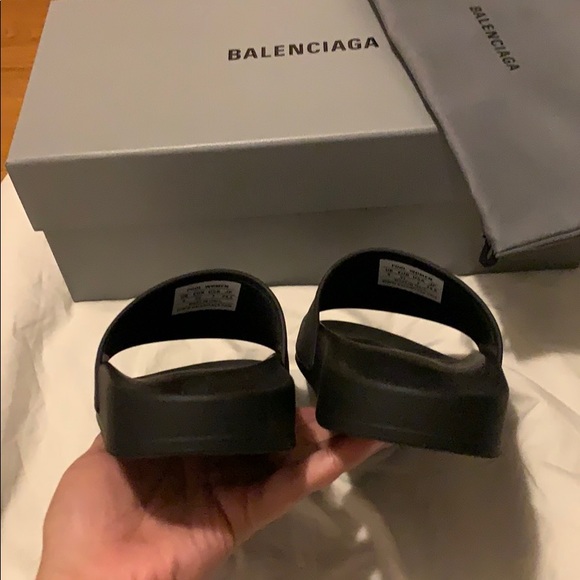 Balenciaga Slides - Picture 4 of 4